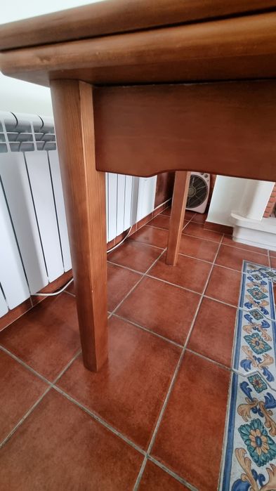 Mesa de jantar extensível