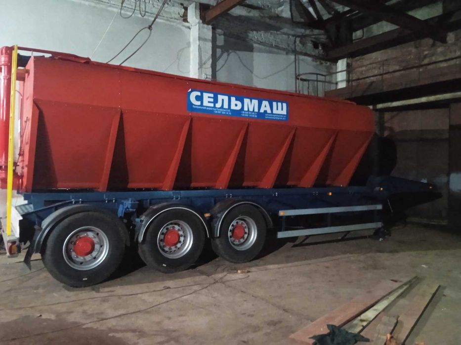 Завантажувач корму причепний ЗКП-8