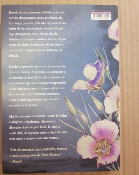 NORA ROBERTS - Livros