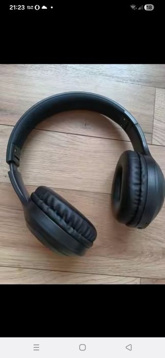 Безпровідні навушники