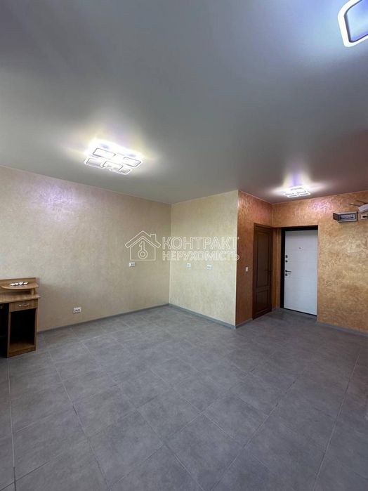 Продам1 комнатную в ЖК Птичка