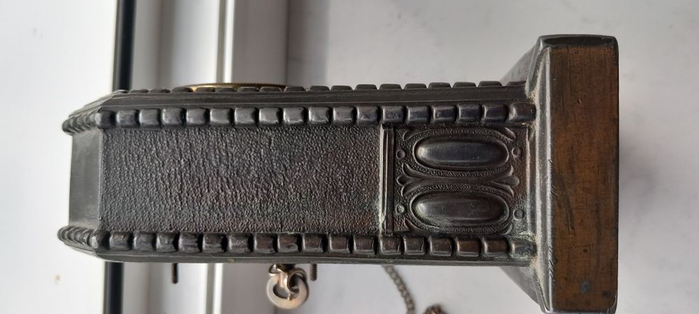 Przedwojenny polski zegar skarbonka z miasta Lwów - biały kruk. .