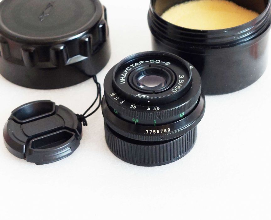 Analogowy obiektyw INDUSTAR