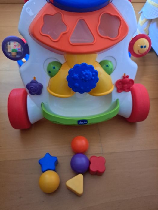 Carro andarilho Chicco