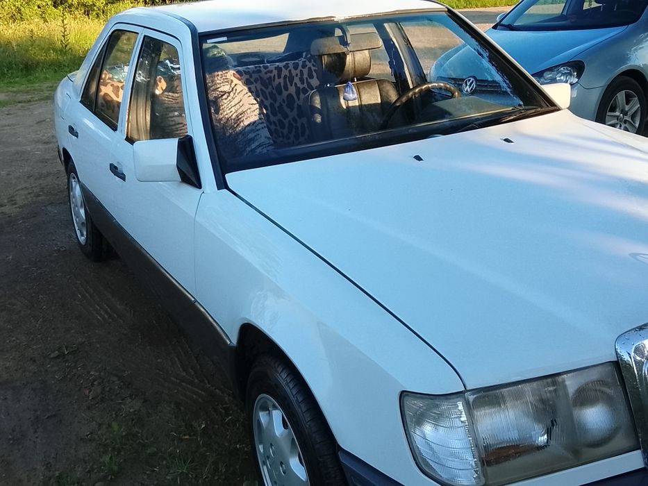 Продам мерседес 124