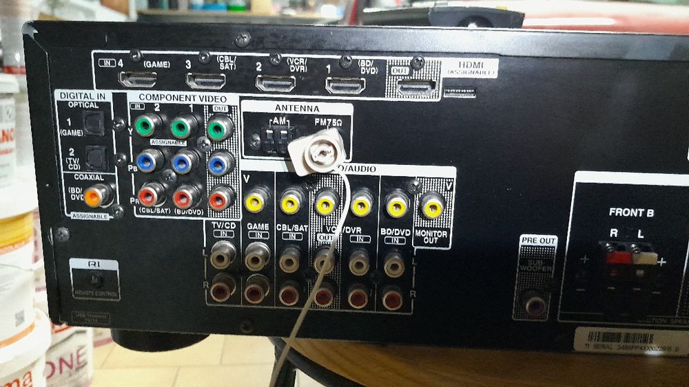 Amplituner 5.1 Onkyo HT-R548