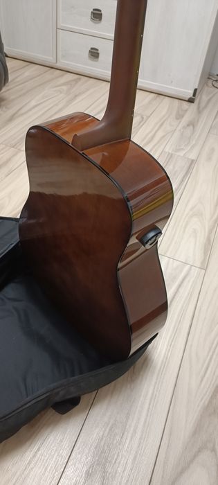 Yamaha f310 Акустична гітара