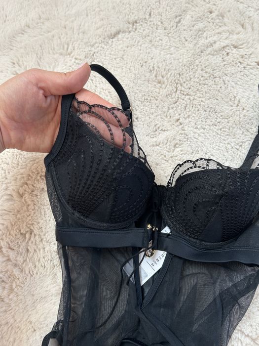 Nowy stanik gorset intimissimi