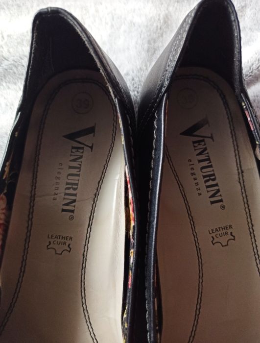 Buty baleriny Venturini Eleganza Leather Cuir r. 39 skóra