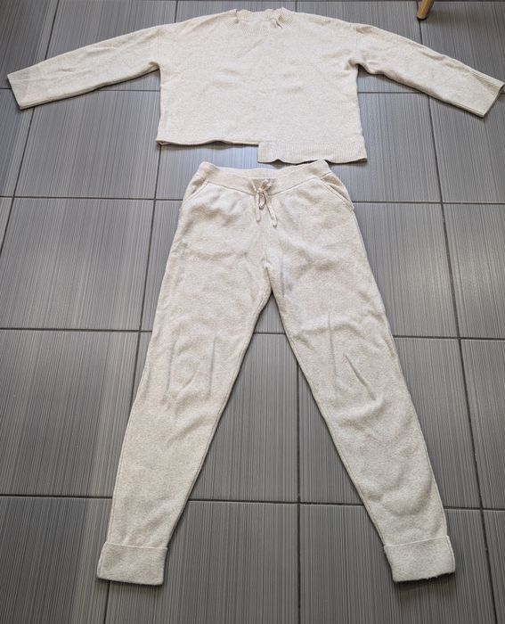 Тёплый шерстяной женский свитер и штаны, теплий жіночий костюм