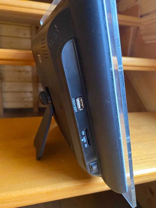 Цифрова фоторамка Assistant