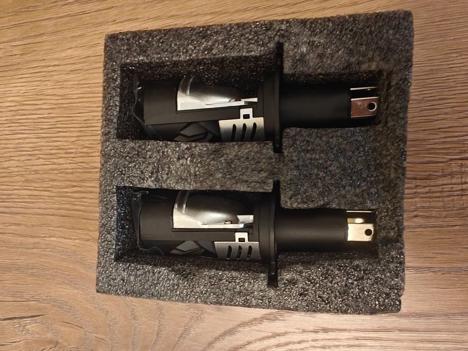 Мини линзы міні лінз H4 А6  3570 led 12-24V 6000K 14000Lm 110W.  Ціна за пару