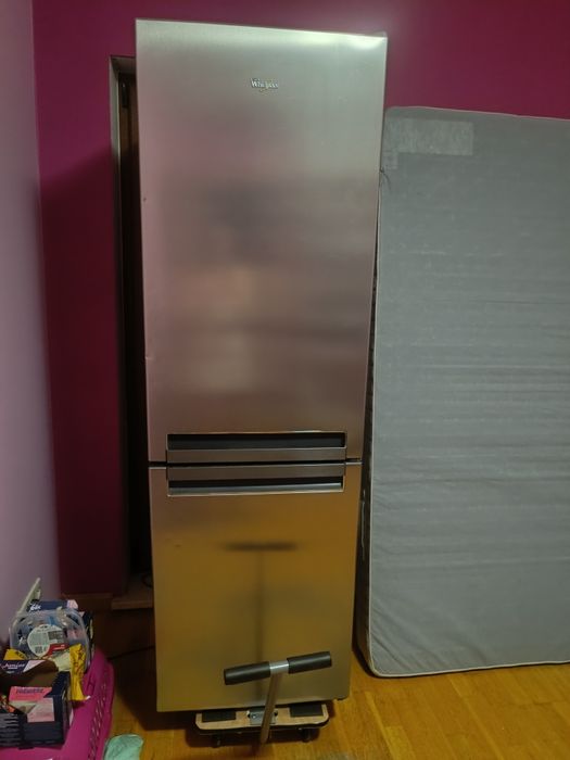 Sprzedam lodówkę sprawną w dobrym stanie technicznym