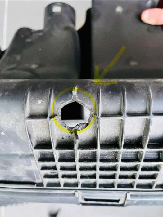 Caixa do Filtro de Ar / Admissão — Fiat/Ford/Lancia 1.3 Diesel (ref. 55180540 / 55180536)