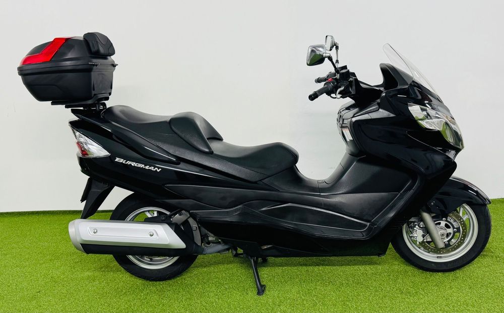 Suzuki Burgman  400