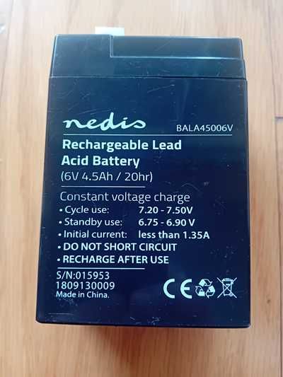 Bateria recarregável 6V 4.5Ah / 20 horas (como nova)