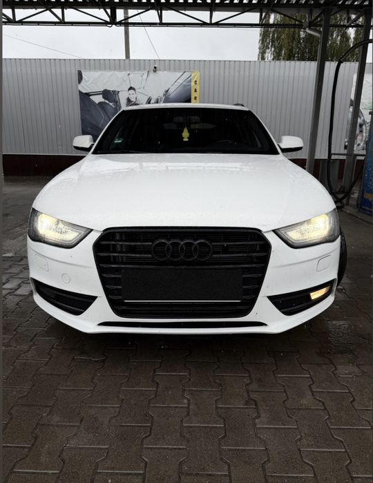 Продам Audi А4 B8 2013 нерозмитненна