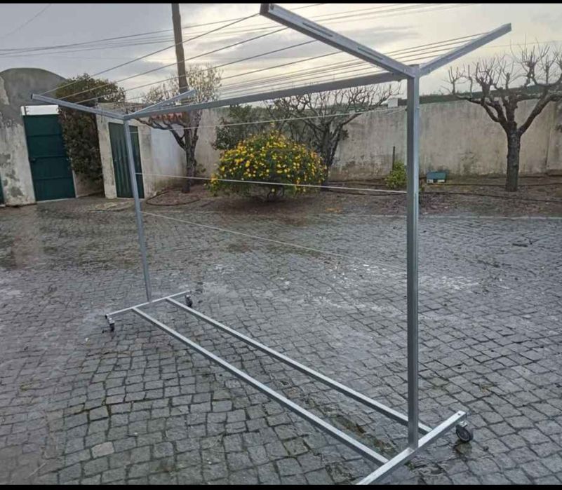 Estendais grande com rodas novos