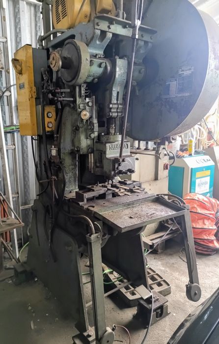 Prensa Mecânica NIAGARA A 2½ – 22 Toneladas | Industrial, Robusta e Op