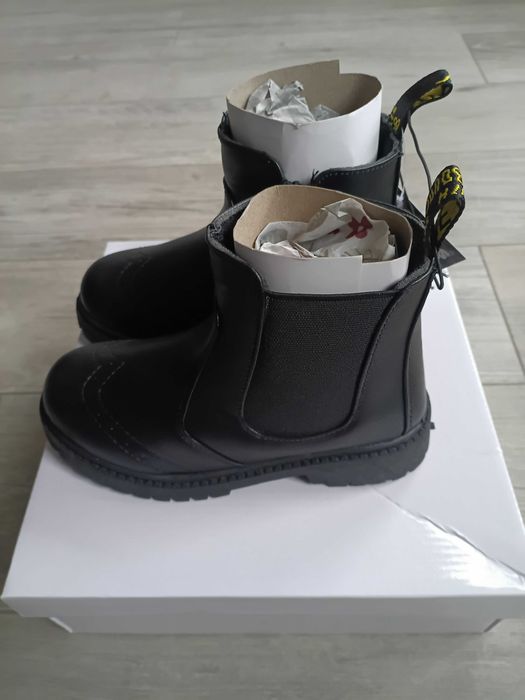 Buty dla dziewczynki