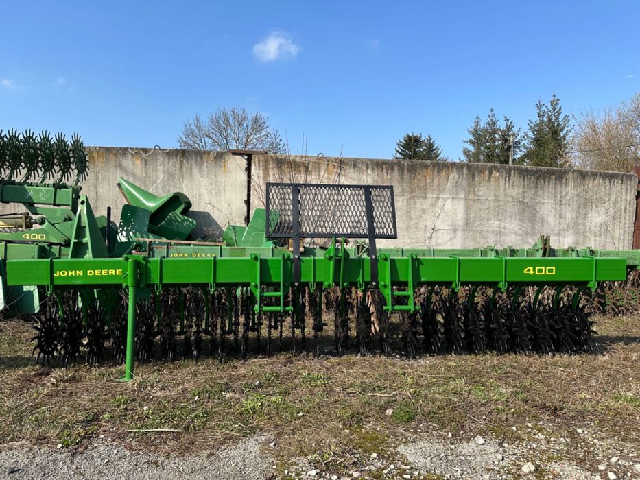 Ротаційна борона John Deere
