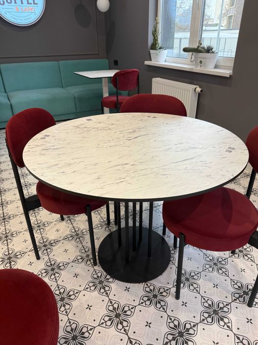 Продам стіл круглий (діаметр 600 мм)