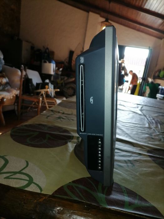 Tv+DVD  shinelco 11 polegadas