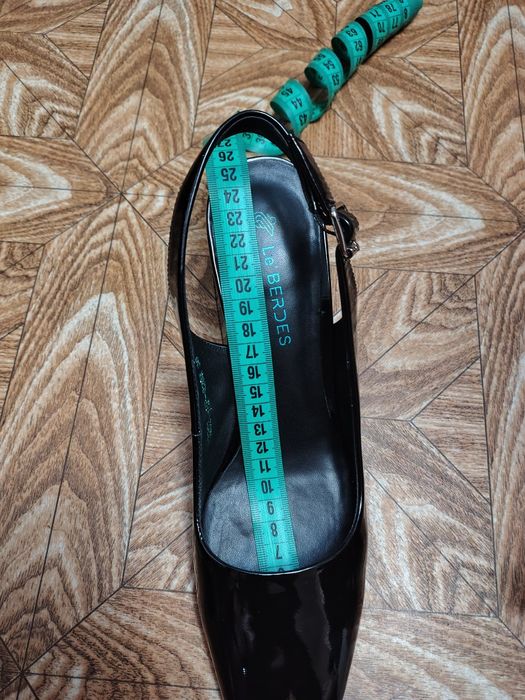 Продам каблуки Le'BERDES