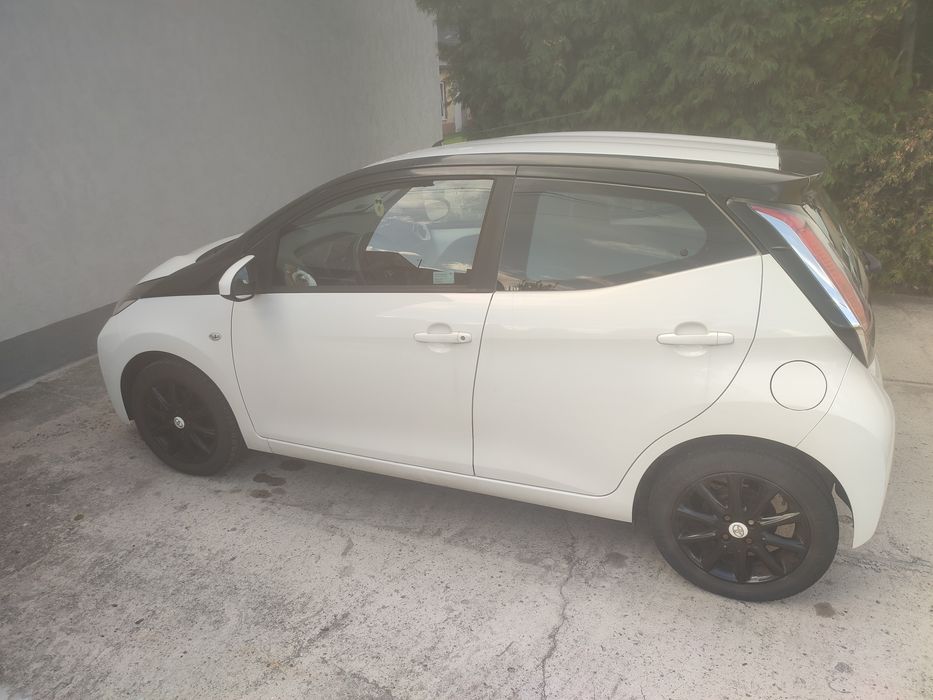 Toyota Aygo 1.0 – 2014 rok | Kamera cofania | Tempomat