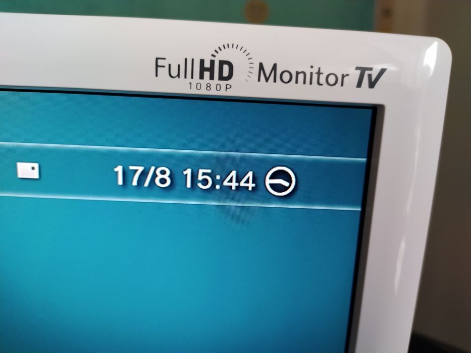 LG M226DL — 22” LED (Branco) — TV + Monitor