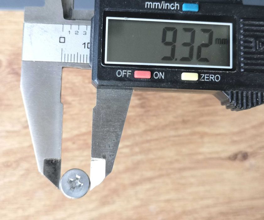 2шт. Гвинти для фіксації ножів машинки для стрижки - нержавіюча сталь