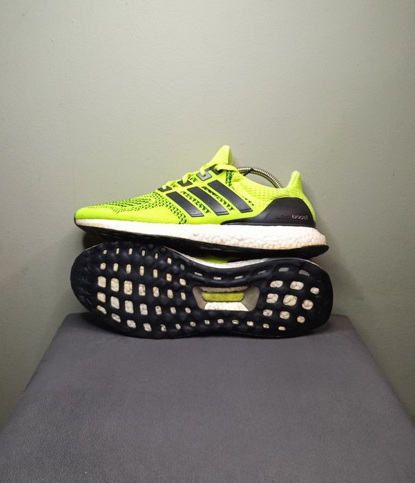Adidas, rozmiar 44.