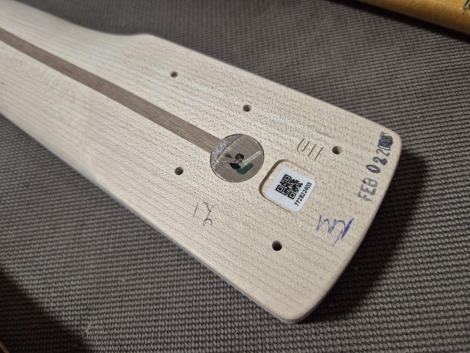 Fender Jazz Bass Neck гриф бас гитара Precision Vintera колки