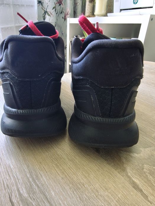 Buty adidas dla chłopaka 38