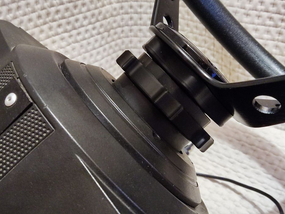 Thrustmaster Quick Realise Lock