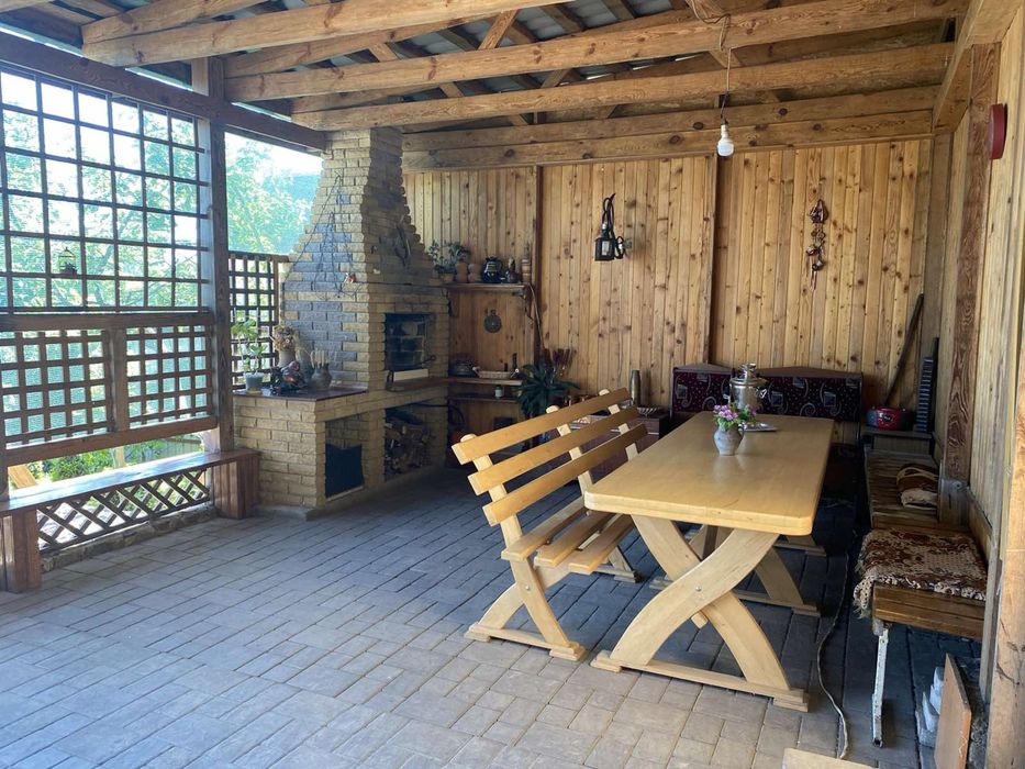 Продаж будинку з терасою, держпрограми - так!