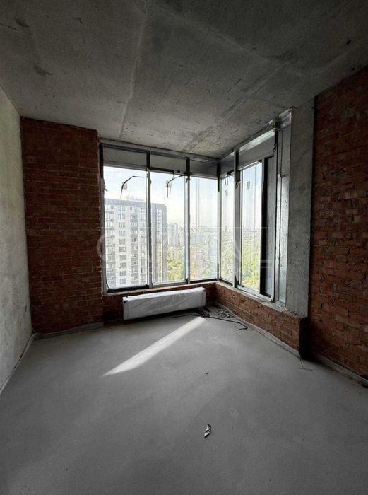 Продаж квартири на Печерську\ЖК Эдельвейс\без ремонту\85 м2\6-й поверх