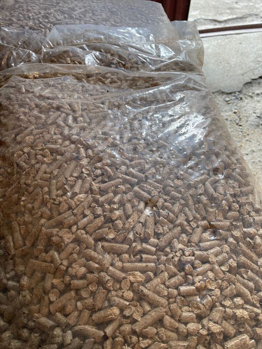 Pellet 18kg x17 worków