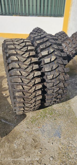 Maxxis trepador 37x12.5x17