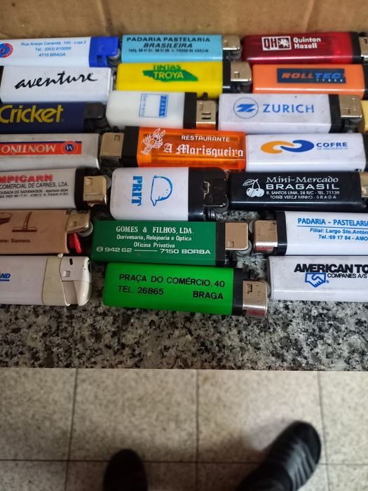 Isqueiros  De. Colecção  cada 1€