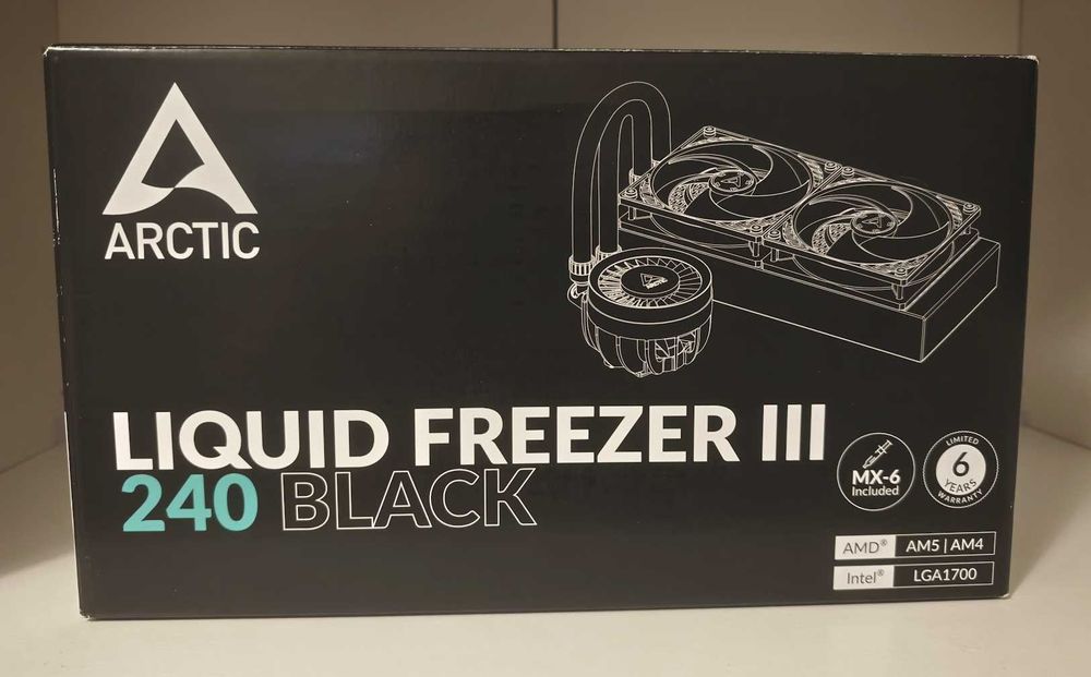 Arctic Liquid Freezer 3 240 Preto usado