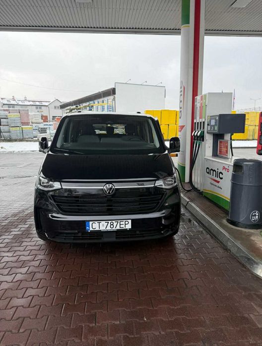 Przewozy okolicznościowe przewóz osób wynajem bus 8 osób transport