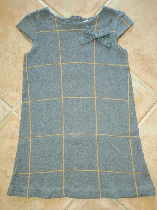 Vestido cinza para menina marca Zara tamanho 7/8