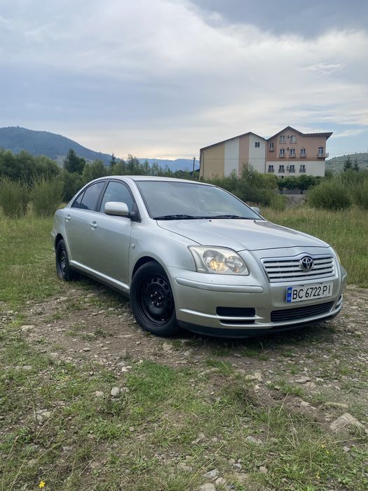 Тойота Авенсіс т25