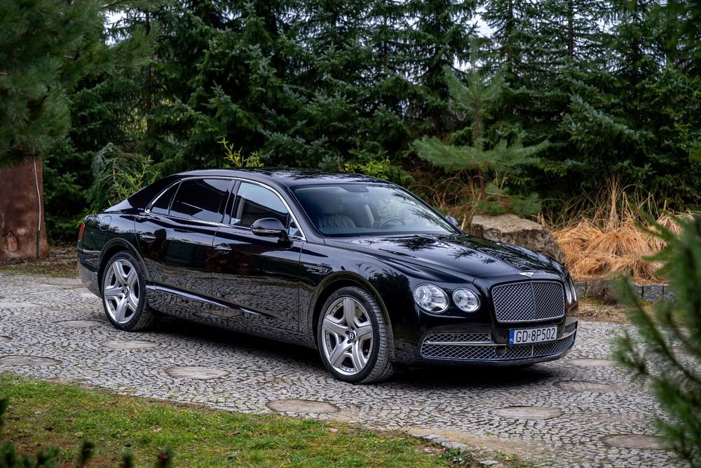 Bentley Flying Spur W12 6.0 625KM Mulliner / Lift / 4x4 / Bezwypadkowy Salon Polska FV23%