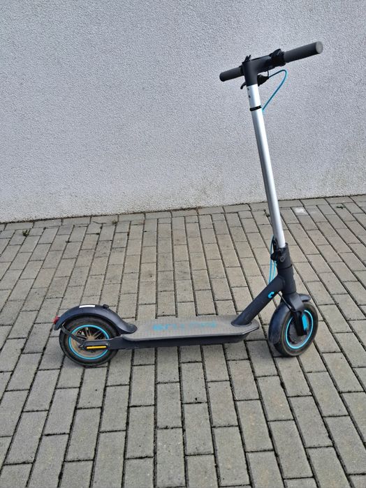 Motus Scooty 10 lite 2022