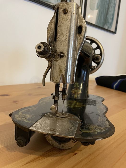 Maquina costura Singer  antiguidades