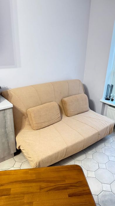 Складний місткий диван