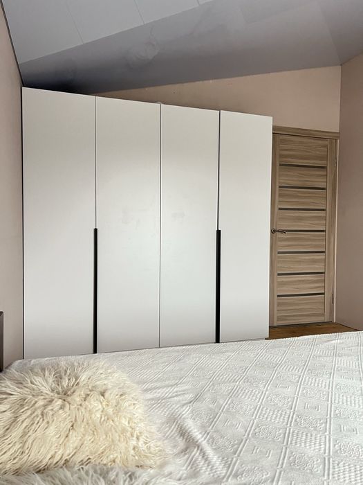 Новий будинок в передмісті Чернігова.