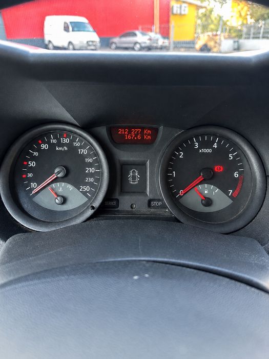 Автомобіль Reno Megan 2